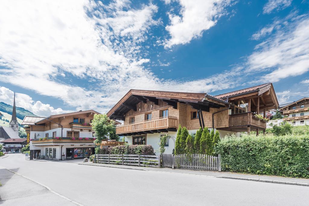 Apartchalet Almliebe Maria Alm am Steinernen Meer Exteriör bild